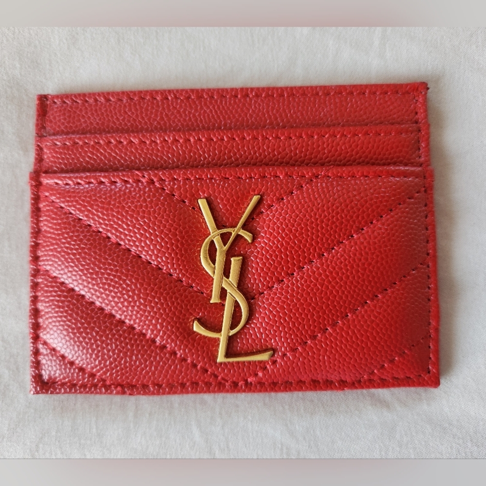Red Cardholder With Box